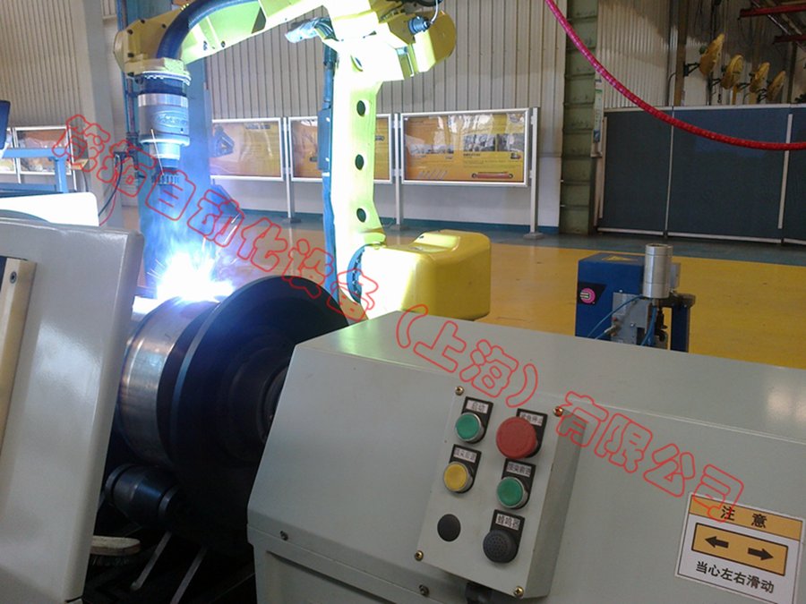 液壓油缸等離子堆焊機器人